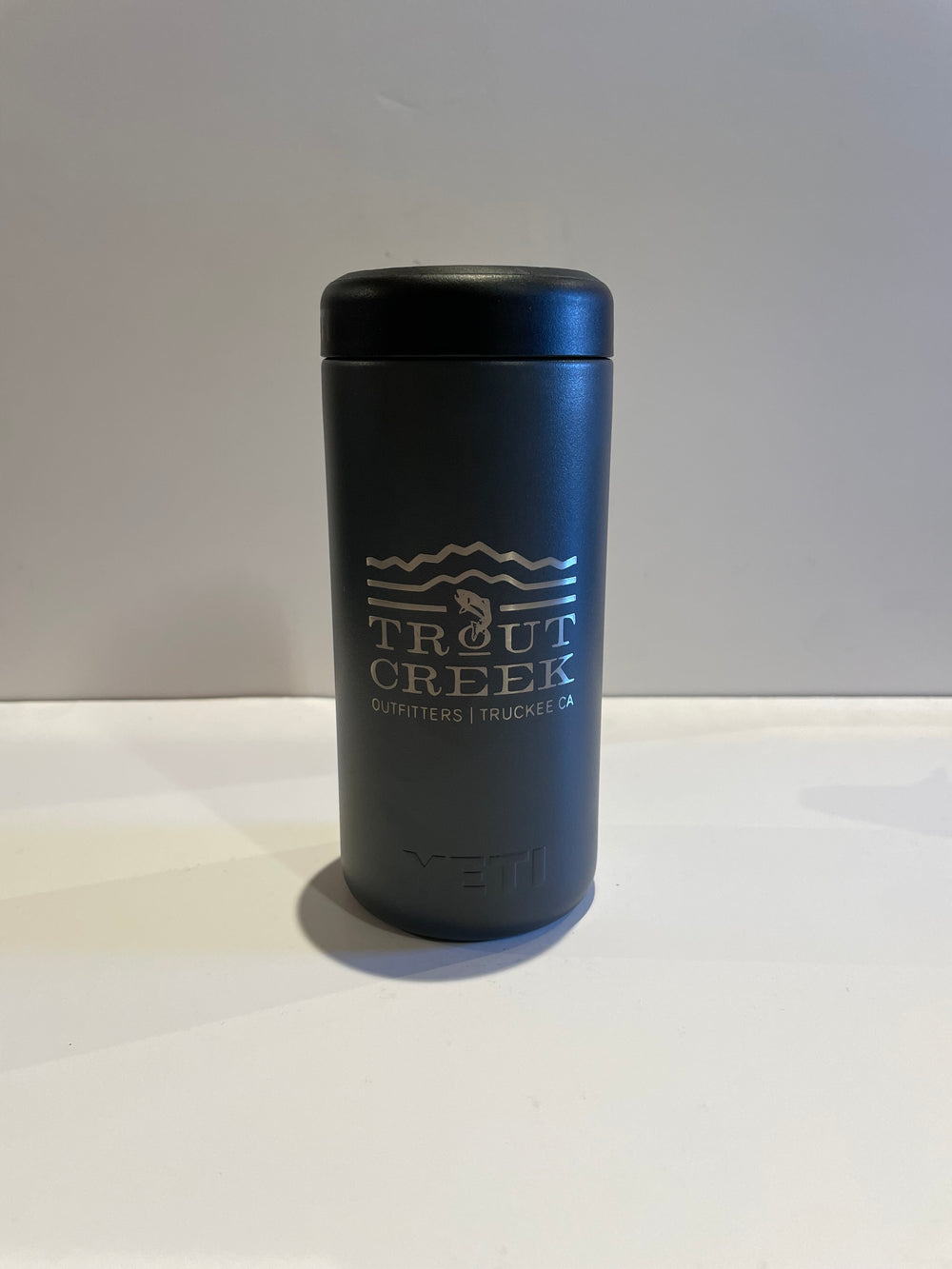 Yeti Rambler Colster- TCO Logo