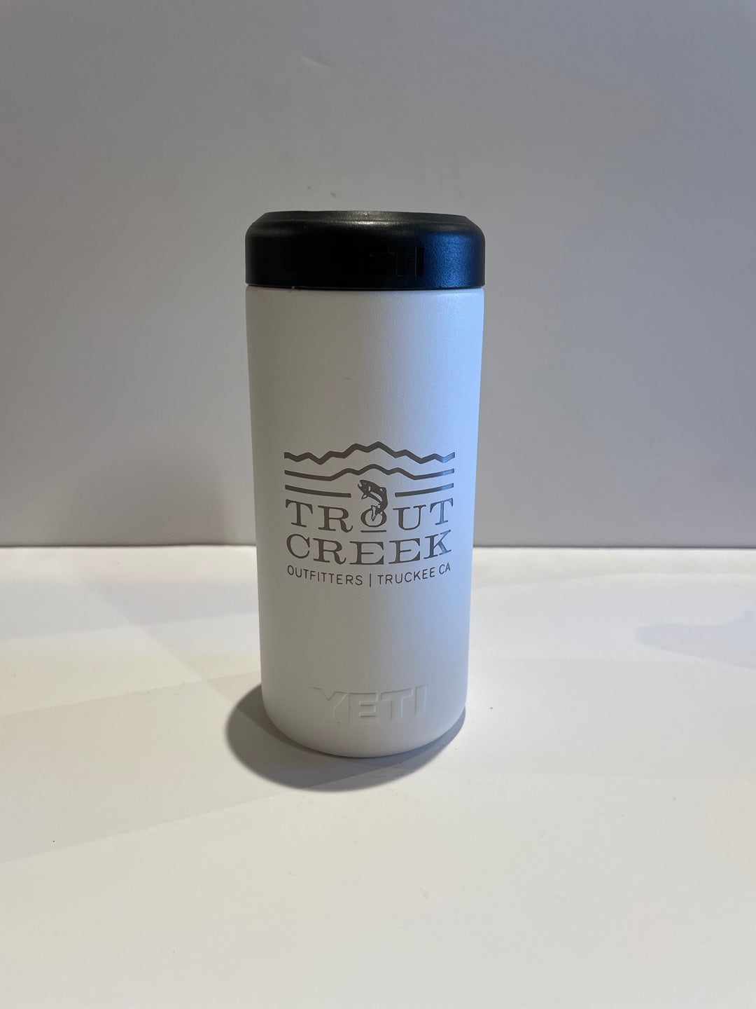 Yeti Rambler Colster- TCO Logo