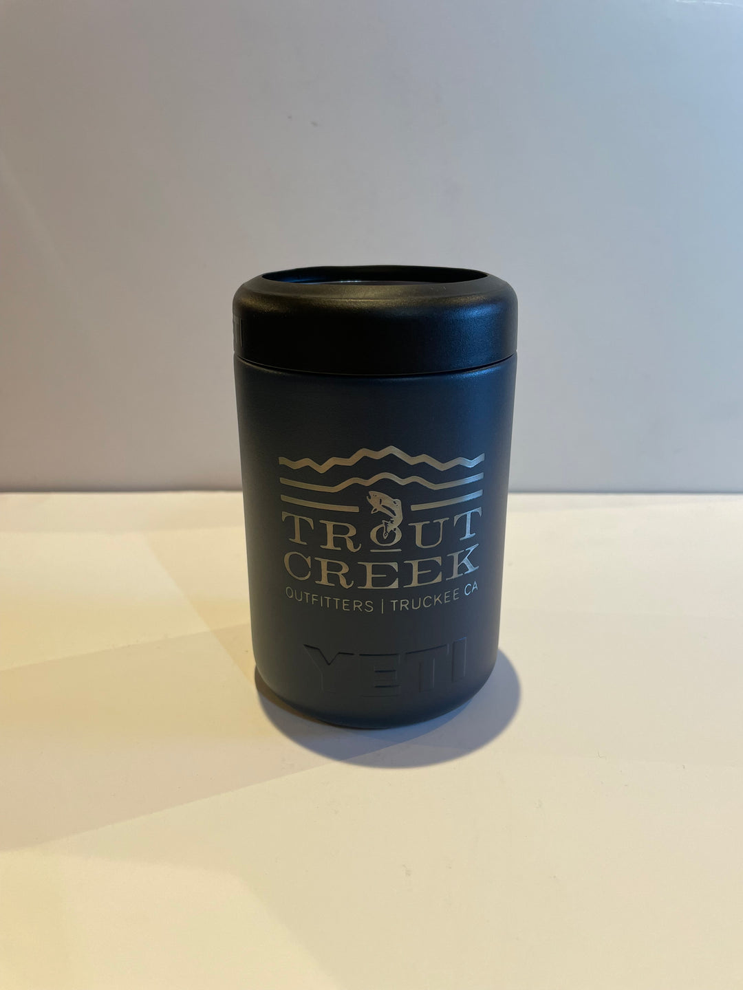 Yeti Rambler Colster- TCO Logo